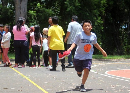 El encuentro tenía como objetivo propiciar un espacio de convivencia y aprendizaje para las familias.