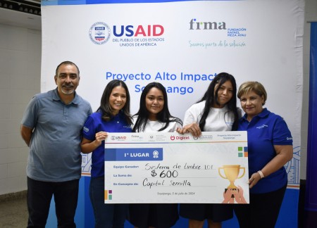 FUSALMO implementa el Componente de Desarrollo Juvenil, acompañando a los estudiantes para desarrollar sus habilidades, fortalecer sus conocimientos y fomentar el amor por la vida salesiana, promoviendo un ambiente de paz.