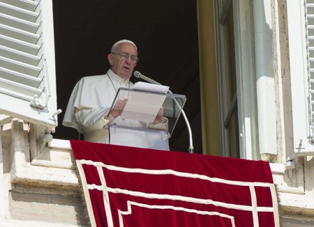 Papa Francisco pidió oraciones por sacerdote salesiano. 