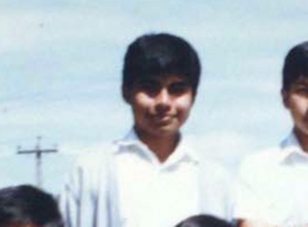 Sr. Raúl Vásquez en sus años de colegio. 