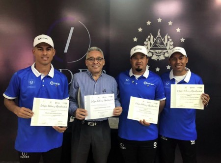 Monitores deportivos de FUSALMO Santa Ana,  junto al Lic. Nelson Cruz.