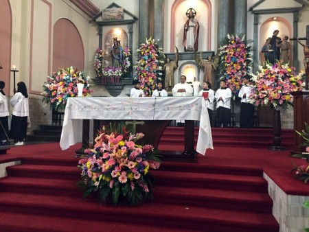 Fiesta a María Auxiliadora en Liceo Salesiano. 