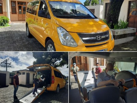 El vehículo facilita el cuidado de los salesianos ya mayores.