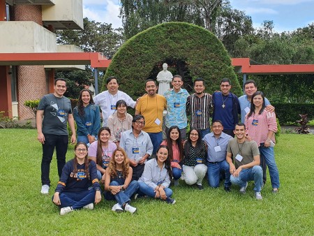 ¡Bienvenidos a la gran familia salesiana del CEJUSA! Serán ahora pastores de jóvenes como San Juan Bosco ¡Hacia el triunfo por el esfuerzo!