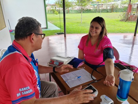 Donar sangre es un acto de solidaridad.