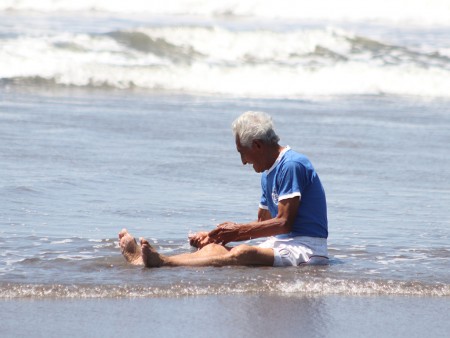 Los adultos mayores disfrutaron de un día hermoso y lleno de momentos agradables.