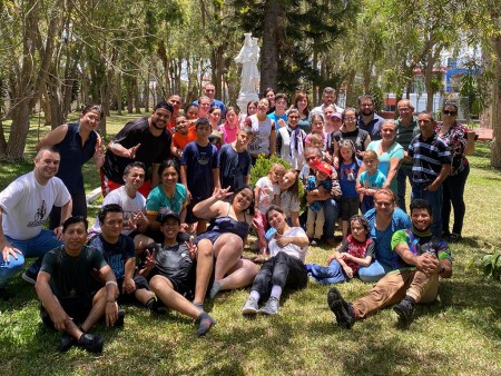 La familia oratoriana de cartago, celebró la Pascua del Señor.