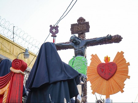 En Guatemala, las imágenes consagradas son signo de la devoción que la gente le profesa.