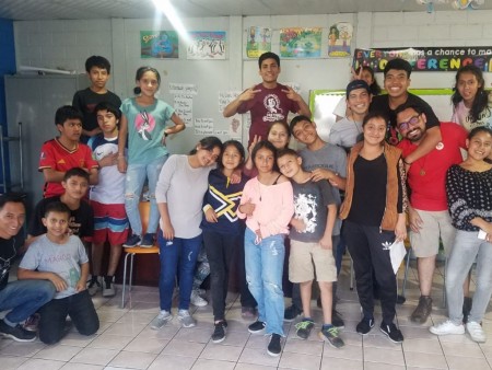 Los jóvenes que asistieron a este encuentro lo recibieron con alegría y apertura.