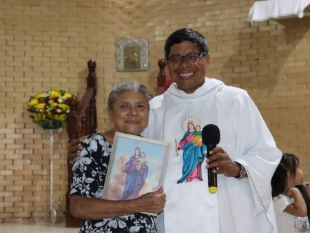 San Benito Petén celebro ala Reina del cielo