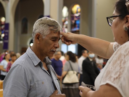La feligresía participó con devoción en cada una de las celebraciones del Miércoles de Ceniza.