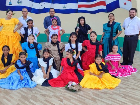 Padre Gabriel Romero, sdb en su visita de animación pastoral en la comunidad salesiana de Masaya.