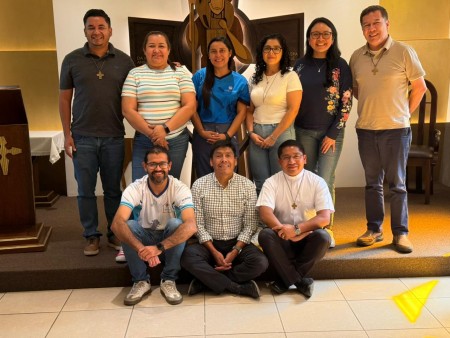 Integrantes del Sector Oratorios de Centroamérica durante la jornada de trabajo en la casa inspectorial.