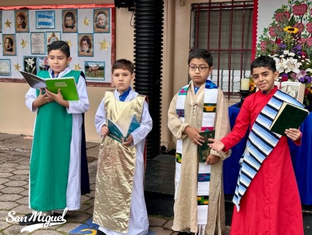 Con estas actividades pastorales se fortalece y reafirma la fe en cada uno de los jóvenes y niños del Instituto San Miguel. 