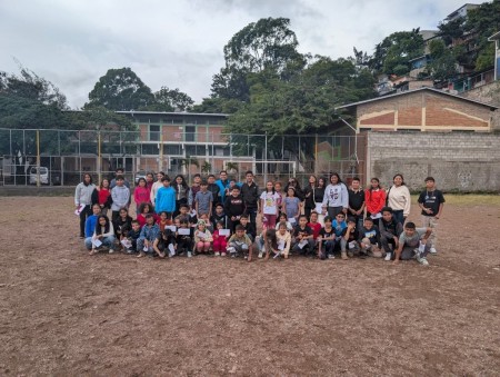 Niños y jóvenes inician con entusiasmo los Talleres Vacacionales 2025, un espacio de aprendizaje y alegría al estilo de Don Bosco.