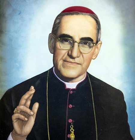 Mons. Oscar Arnulfo Romero. Imagen disponible en linea. 