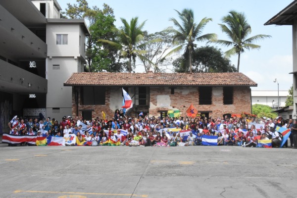 Los j&oacute;venes en el Foro MJS