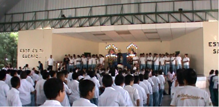 Celebración en Colegio San José.