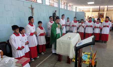 Acólitos. Filosofado Salesiano. Guatemala. 
