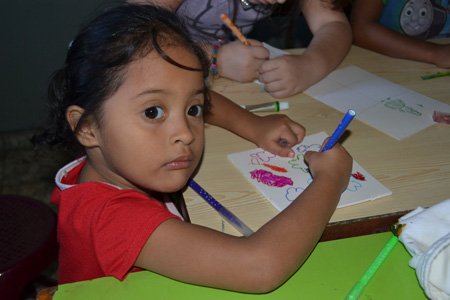 Pequeña artista. 