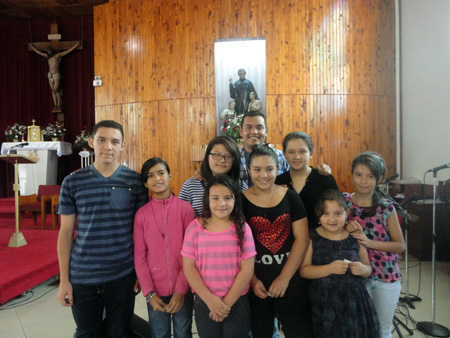 Nuevo coro en Cartago. 