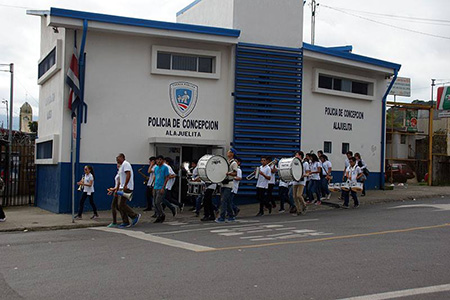 CEDES Don Bosco en marcha por la paz.