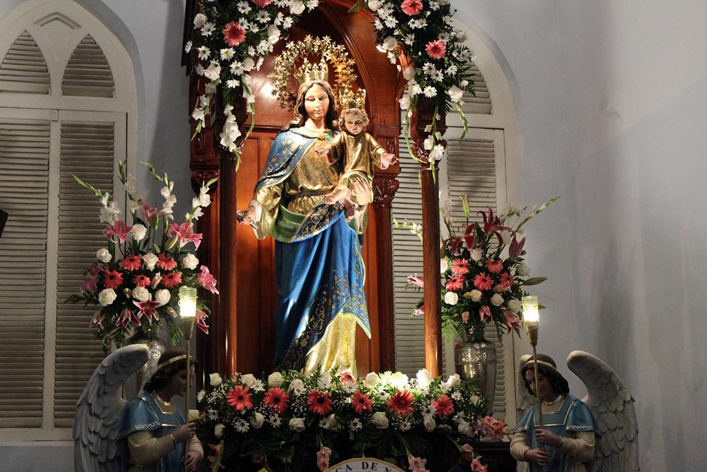 Mes de María. Colegio Don Bosco. Granada. 