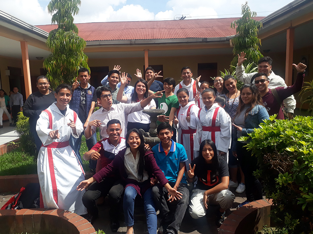 Misa de domingo en el Guarda. 