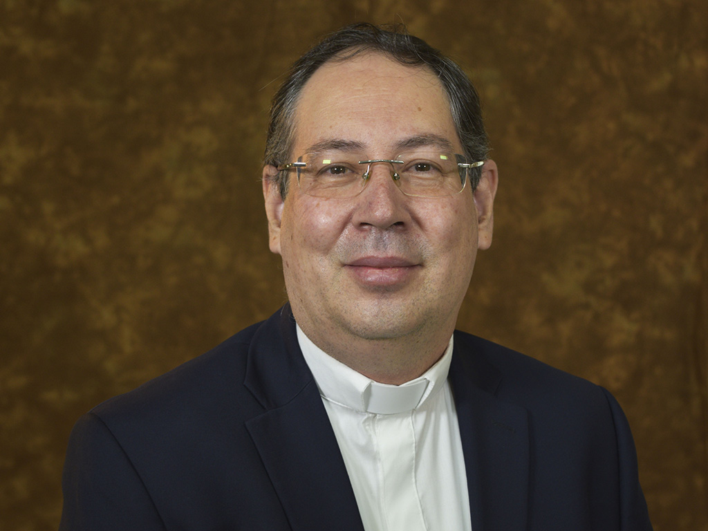 P. Rómulo Gallegos, nuevo rector de la Universidad Mesoamericana para el período del 01 de octubre de 2023 al 30 de septiembre del 2027.