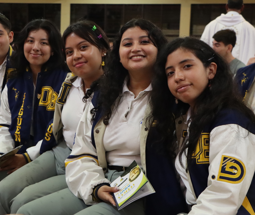 La promoción 2024 se convirtió en la primera con señoritas en las especialidades de Diseño Gráfico, Desarrollo de Software y Electrónica.