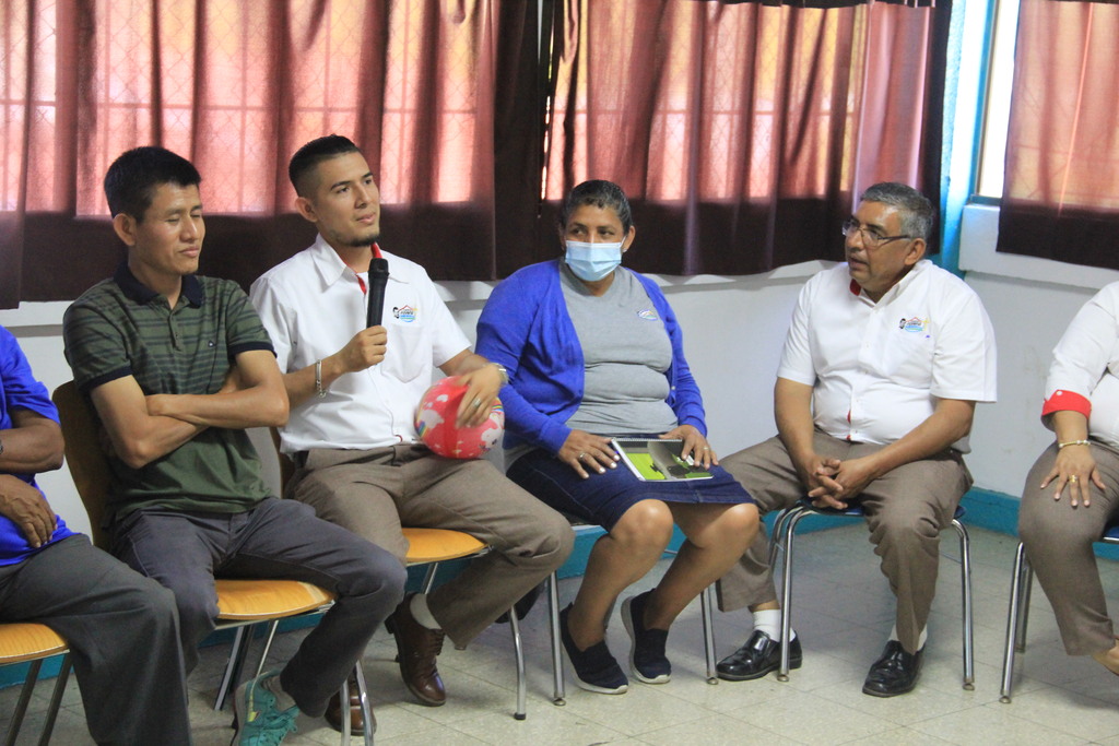 Dentro del encuentro, el padre director, compartió mensajes de reflexión, haciendo énfasis en el sueño de los 9 años de Don Bosco, que en este año se conmemora los 200 años de el sueño que se hizo realidad con la obra salesiana en 133 países del mundo.