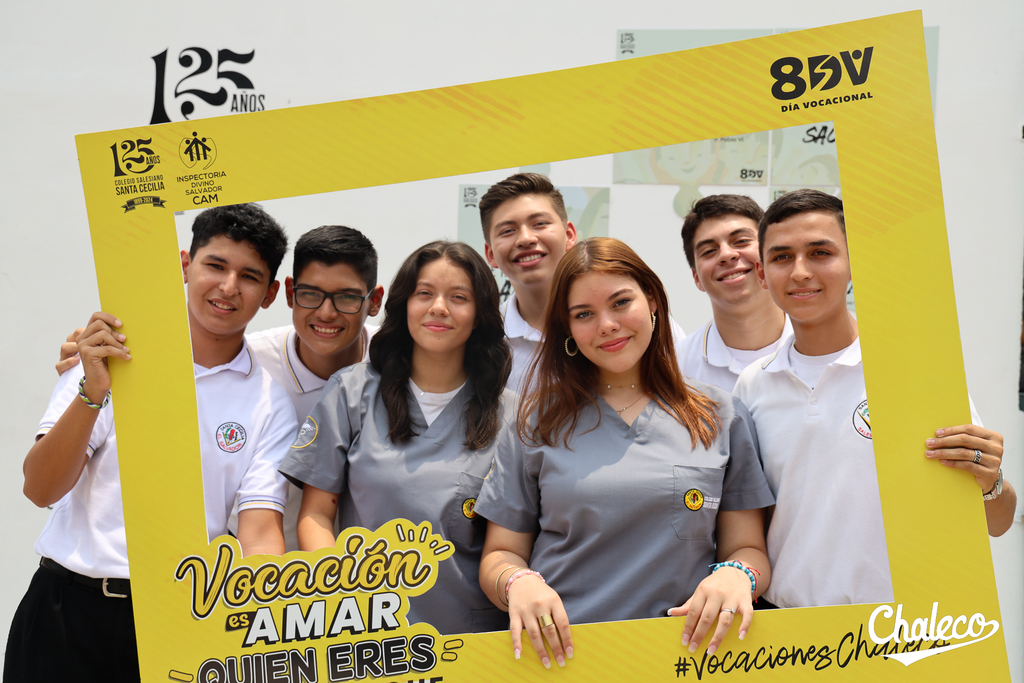 El Chaleco fiel seguidor de la campa&ntilde;a vocacional inspectorial 8DV.