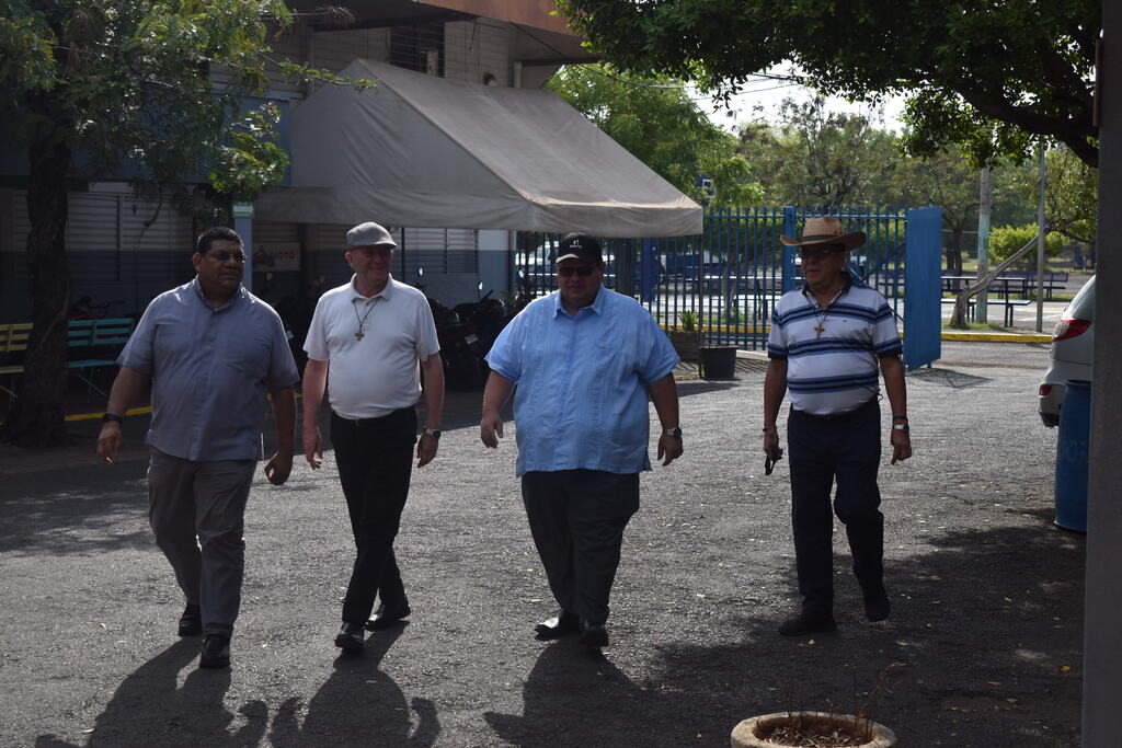 La visita del padre Jara subraya el compromiso de los Salesianos de Don Bosco con la educación y formación integral de la juventud nicaragüense, promoviendo valores como la solidaridad, el respeto y la fe.
