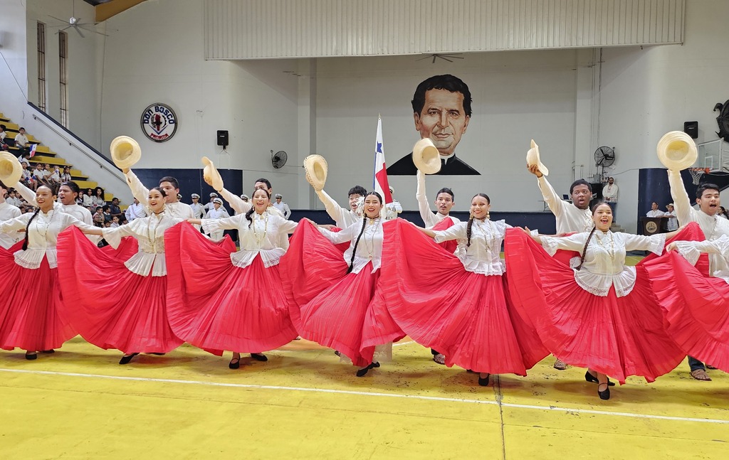 El Instituto Técnico Don Bosco inicia un mes dedicado a rendir tributo a Panamá, reafirmando el compromiso de inculcar en sus estudiantes el respeto, la devoción y la identidad cívica como “buenos cristianos y honrados ciudadanos”.