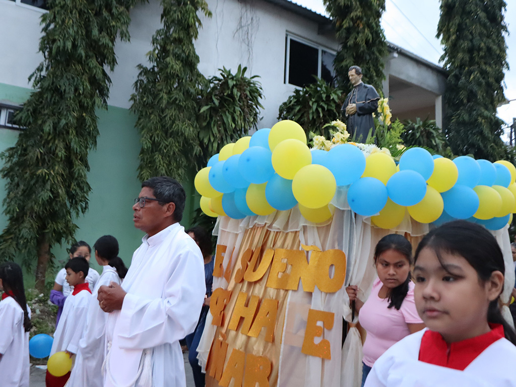 La fiesta de Don Bosco se celebró por todo lo alto en la parroquia de San Benito.