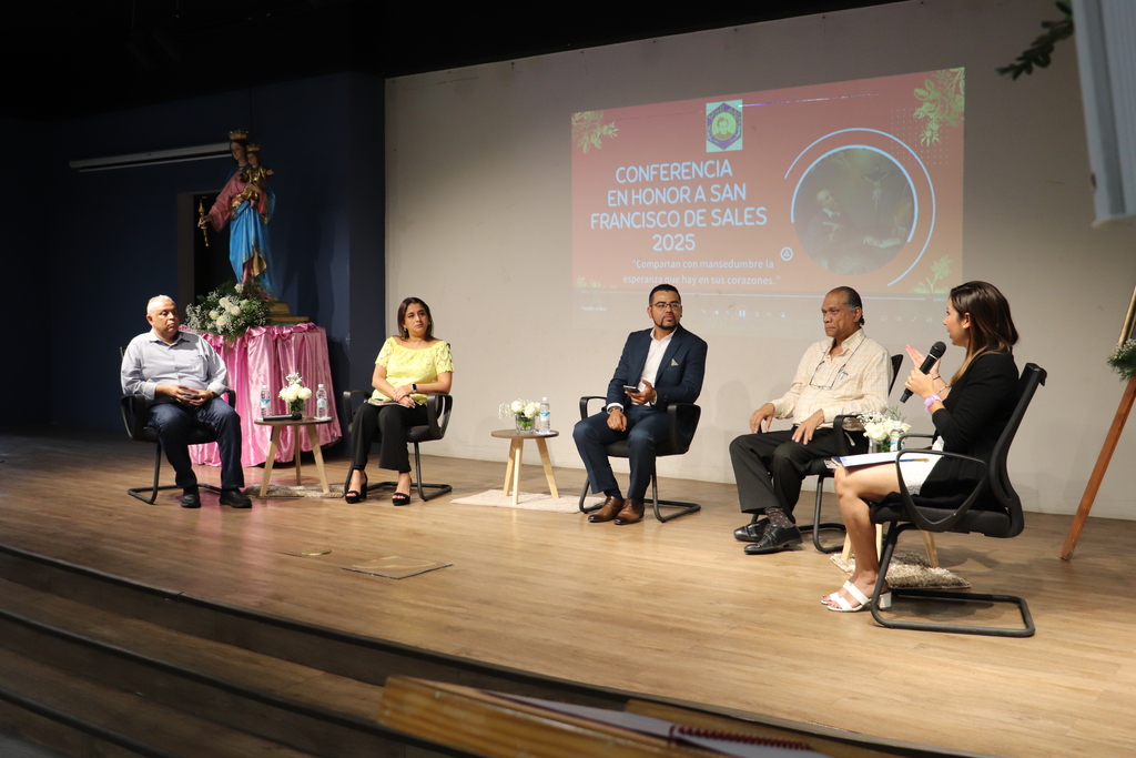 La Conferencia en honor a San Francisco de Sales fue la oportunidad propicia para hacer un llamado a los asistentes a ser portadores de esperanza y mansedumbre en un mundo que tanto lo necesita.