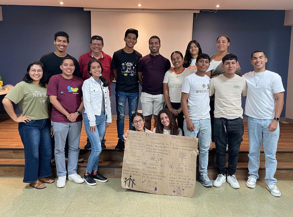 La “Escuela de Líderes” continuará con nuevas sesiones a lo largo del año, consolidándose como un espacio clave para la formación y el empoderamiento de los líderes juveniles que buscan transformar vidas a través del ejemplo y el servicio.