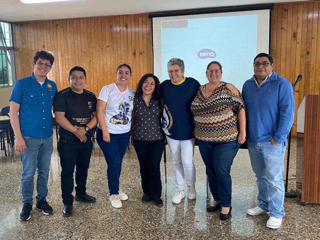La elección se llevó a cabo en el Centro Don Bosco , ubicado en el Colegio Don Bosco de la Ciudad de Guatemala.