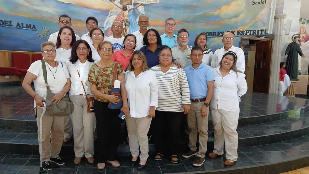 Los Salesianos Cooperadores de Nicaragua durante su retiro anual, fortaleciendo su vocación y renovando su compromiso con el carisma salesiano.