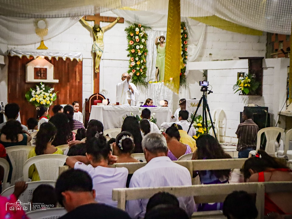 La comunidad del barrio El Panorama celebró con fe y alegría la festividad de San Juan Bautista, con una eucaristía presidida por el padre Anael Pascual, en la capilla de la Parroquia San Benito de Palermo.