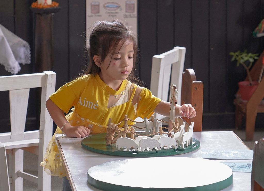 A través del método Montessori, los niños descubren el amor de Dios y profundizan en su fe desde una experiencia vivencial y adaptada a su etapa de desarrollo.